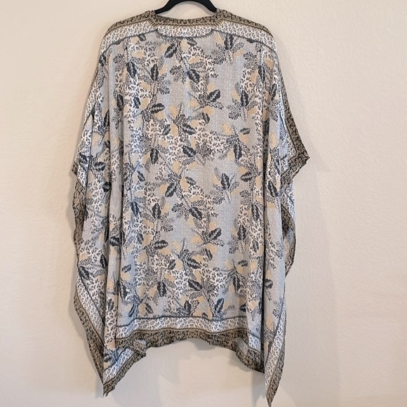 Japna Women’s Kimono Cardigan One Size White Mix Paisley Floral Open Front Boho - Picture 4 of 11